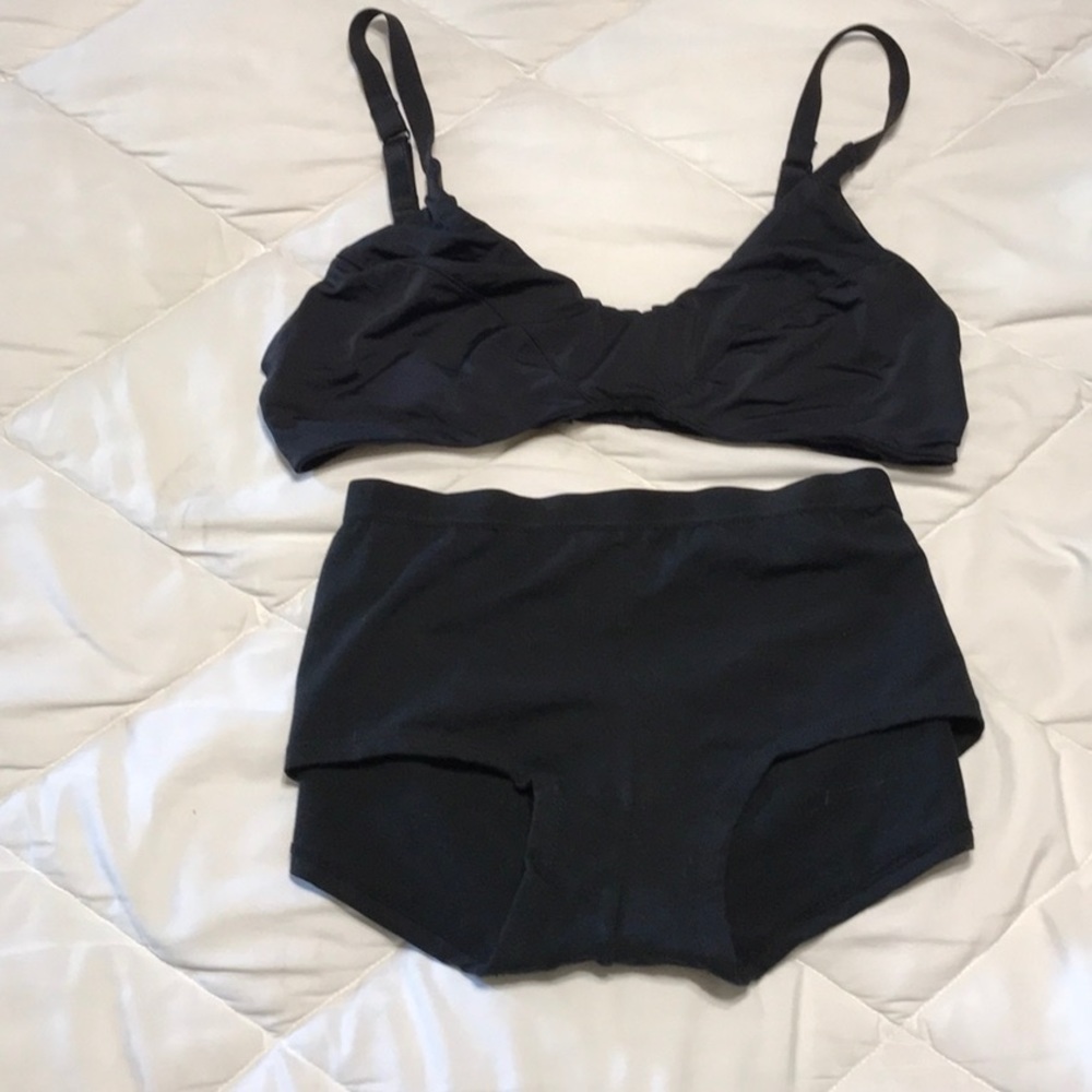 Honeydew Silky bra and boyshorts M
